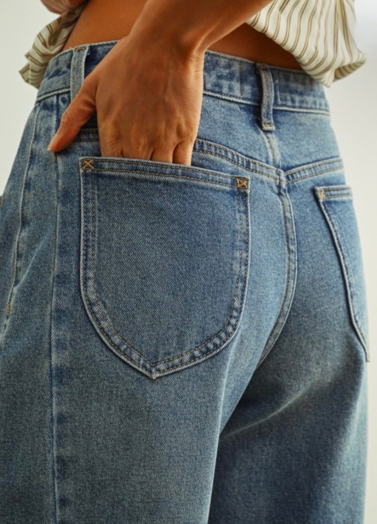 Paola Barrel Jeans