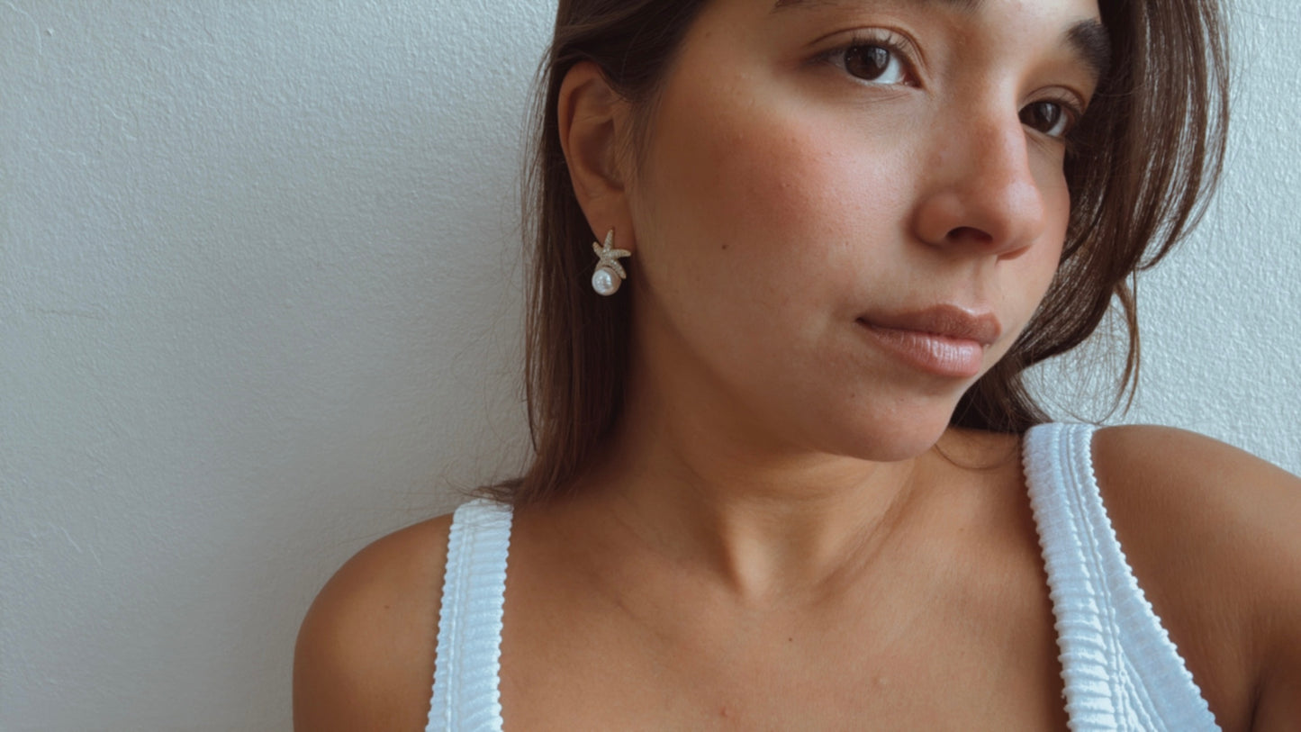 Star and Pearl earrings