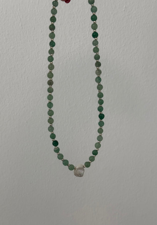 Silver and pearl Necklace